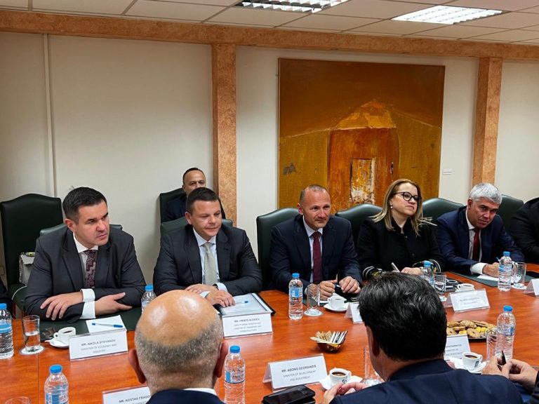 Никола Стоянов